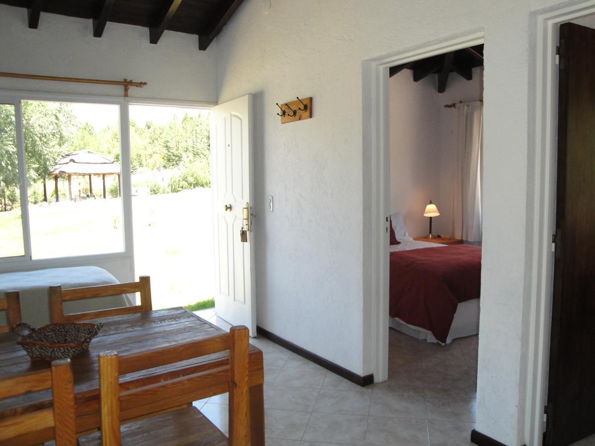 Cabanas Terrazas De Cacheuta Hotel เมนโดซา ภายนอก รูปภาพ