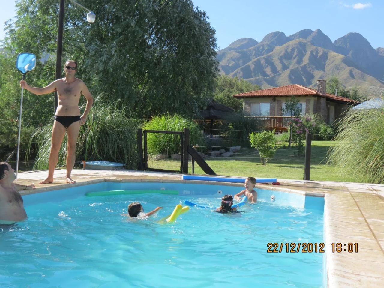 Cabanas Terrazas De Cacheuta Hotel เมนโดซา ภายนอก รูปภาพ